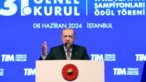 Cumhurbaşkanı Erdoğan: İhracatçılar için döviz bozdurma zorunluğunu yüzde 30'a indi